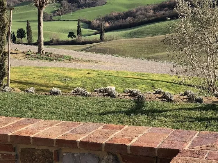 هتل Relais Val D'orcia