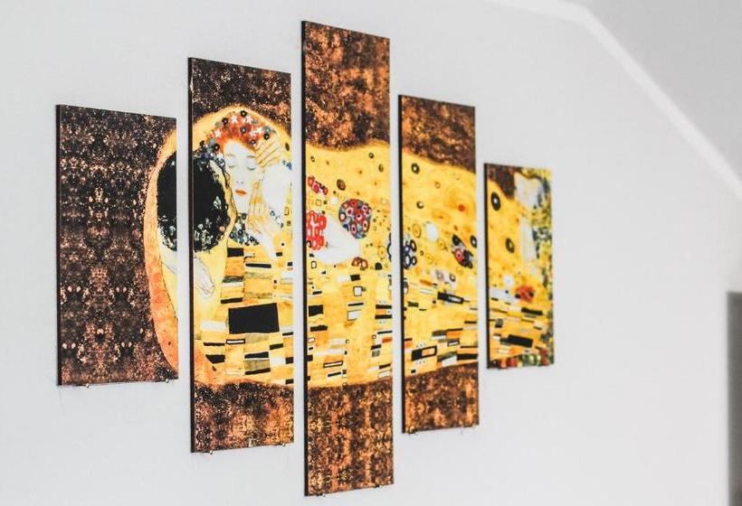 펜션 Nest Guesthouse