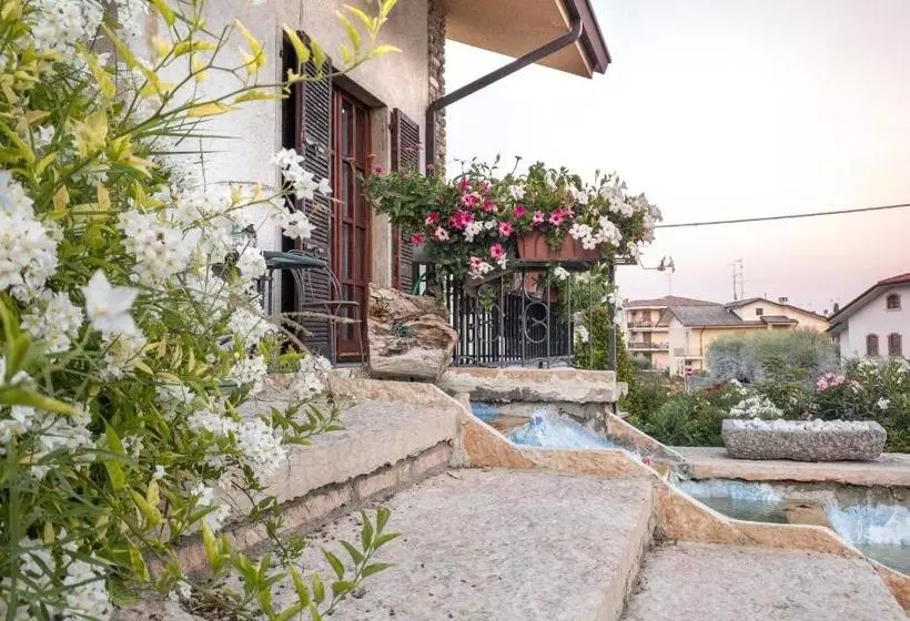 Majatalo Nest Guesthouse