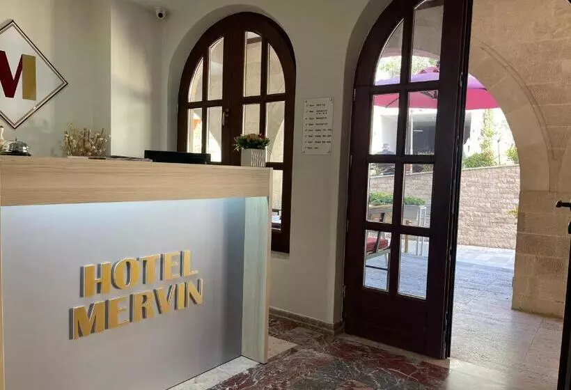 ホテル Mervin