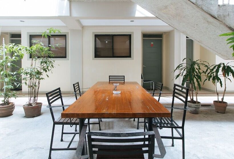 فندق Reddoorz Near Pasay Taft