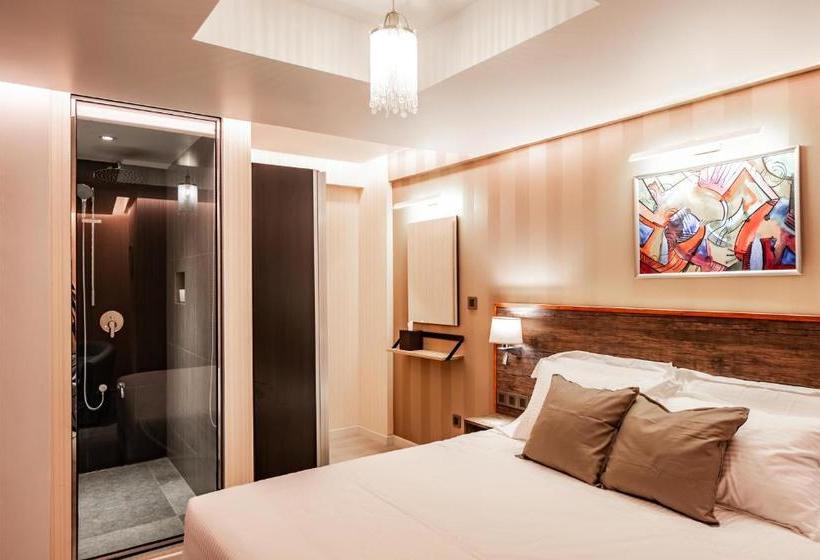 پانسیون Amina Residency