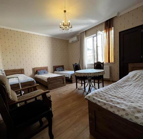 پانسیون Papazo