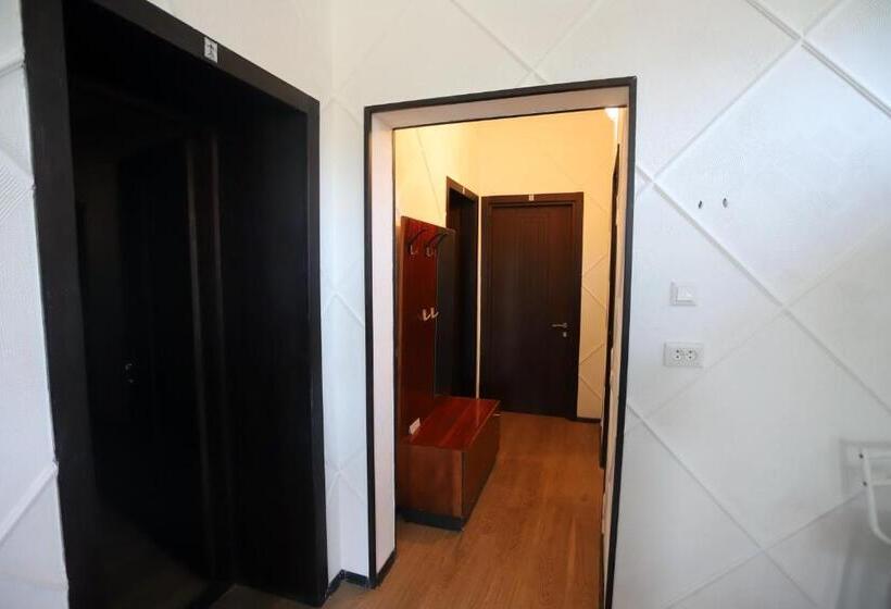 پانسیون Papazo