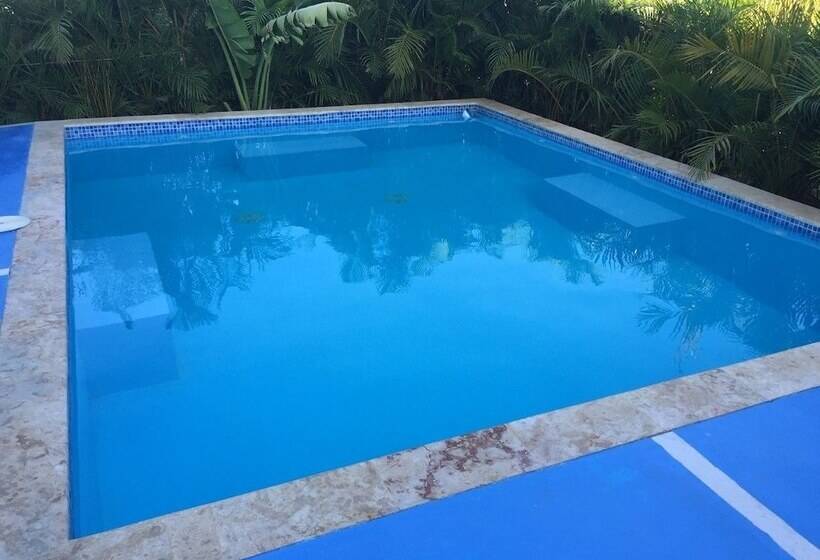 هتل Boutique Caribbean Revelation