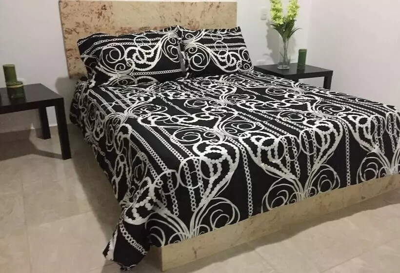 هتل Boutique Caribbean Revelation