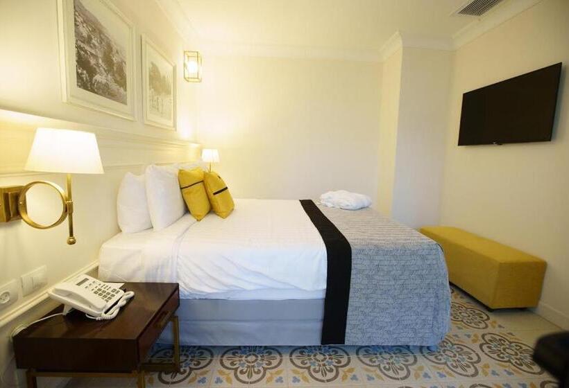 Hotel Edmond Rosh Pina