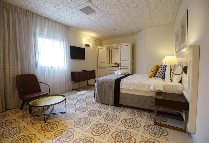 Hotel Edmond Rosh Pina