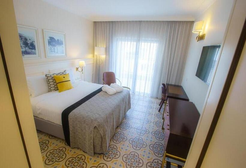 Hotel Edmond Rosh Pina