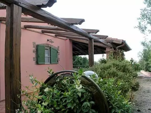Hotelli Le Giuncaine