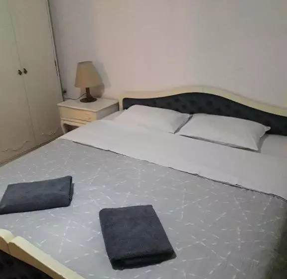 پانسیون Bochkar Guest House