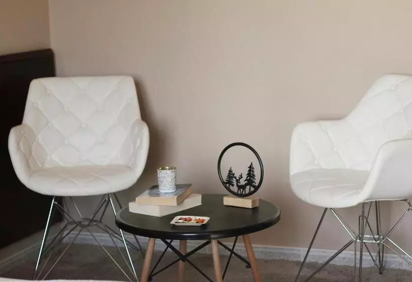 Majatalo Hostal Rural Can Pau