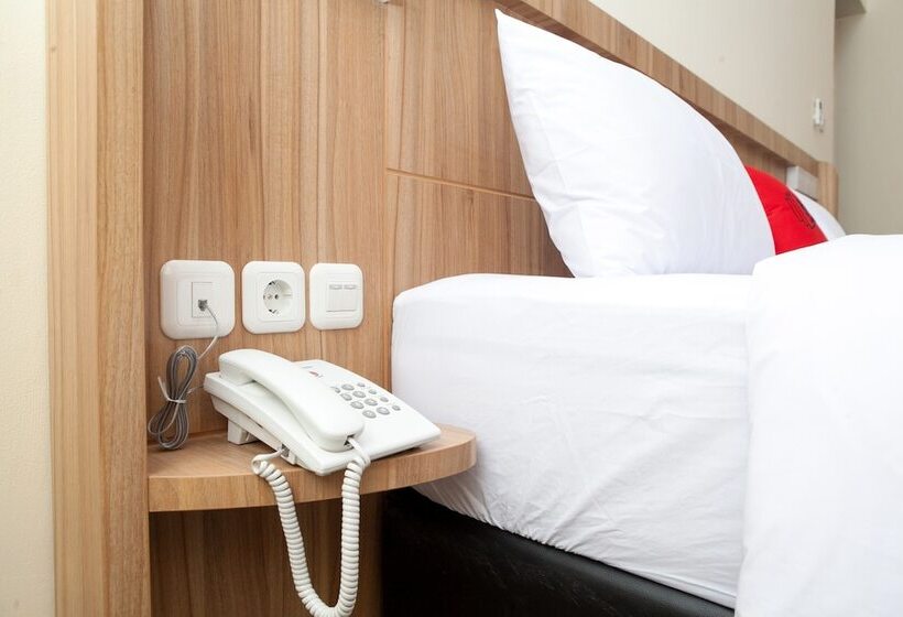 פנסיון Reddoorz Plus Near Pasundan University