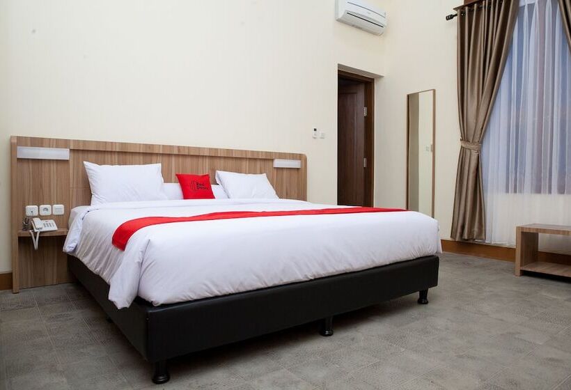 פנסיון Reddoorz Plus Near Pasundan University