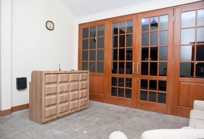 פנסיון Reddoorz Plus Near Pasundan University