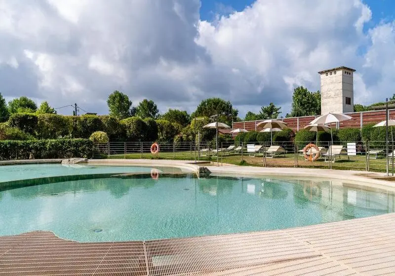 ホテル Hotiday Lodge Viareggio