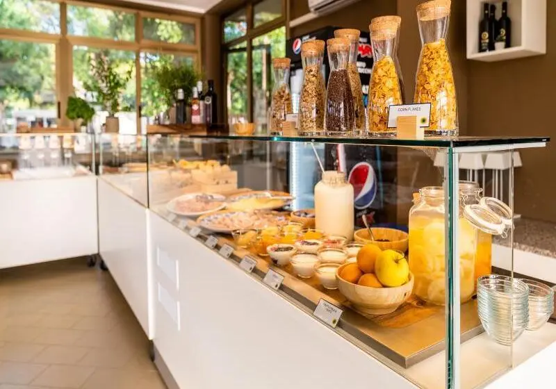 ホテル Hotiday Lodge Viareggio