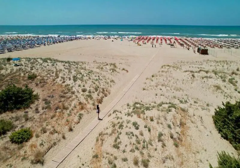 ホテル Hotiday Lodge Viareggio