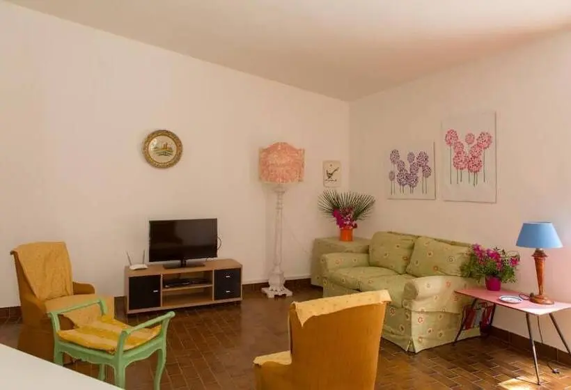 Hotiday Apartments Case Bianche