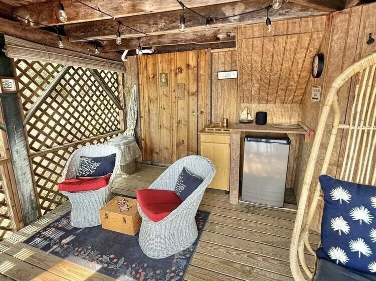 Camp Marion Limit 6 2 Bedroom Cottage