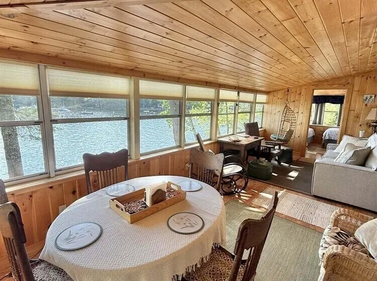Camp Marion Limit 6 2 Bedroom Cottage