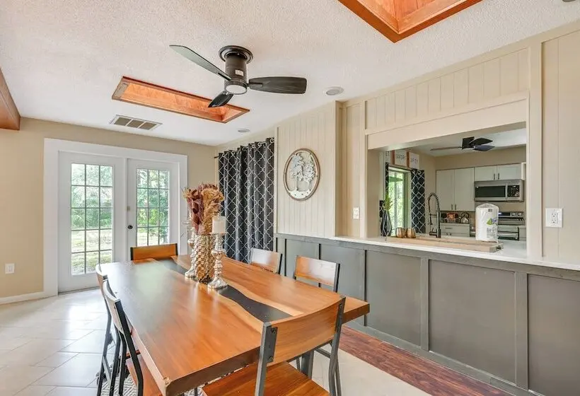 Home W/ Game Room Near Downtown New Port Richey