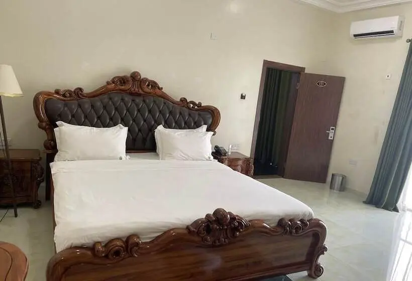 هتل Dorwaila Inn & Suites