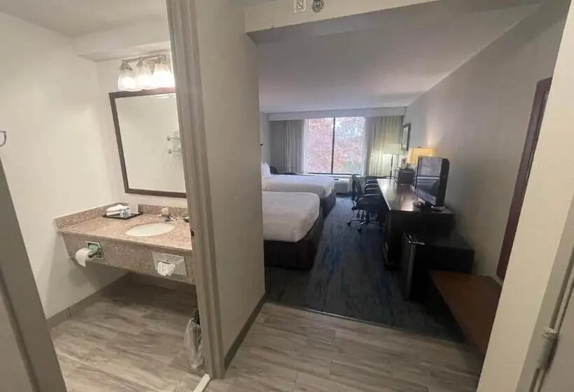 Hotelli Fairbridge Inn & Suites Independence