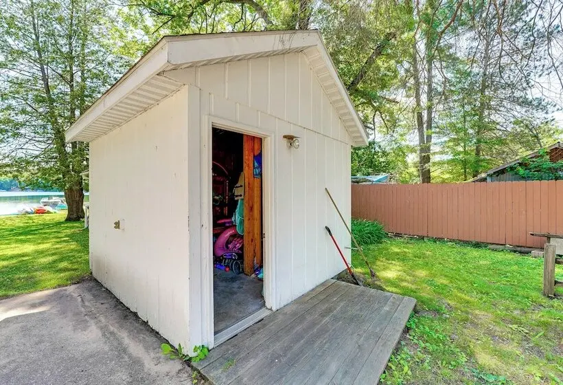 Swim, Boat, Fish On Site: Quaint Bass Lake Cabin!