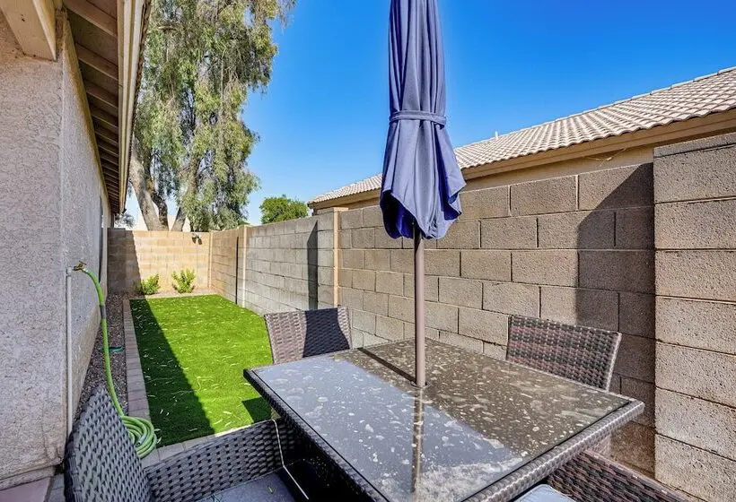 2 Mi To Surprise Stadium! Dog Friendly Home, Pool