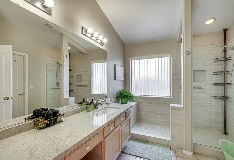 2 Mi To Surprise Stadium! Dog Friendly Home, Pool