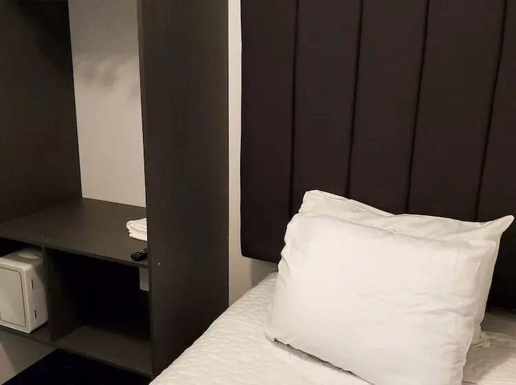 Barrio Inn Padre Mier Hostal & Suites