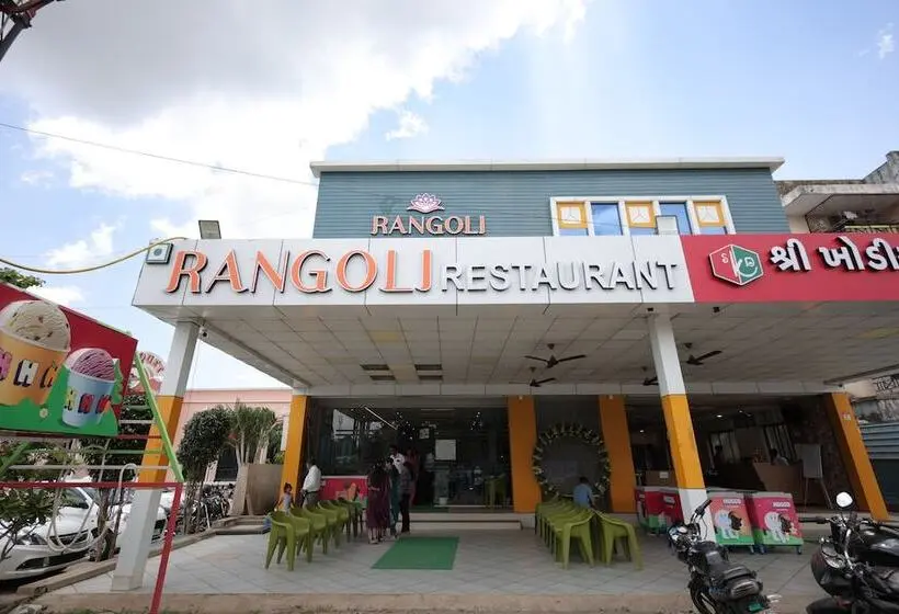ホテル Rangoli Dharampur