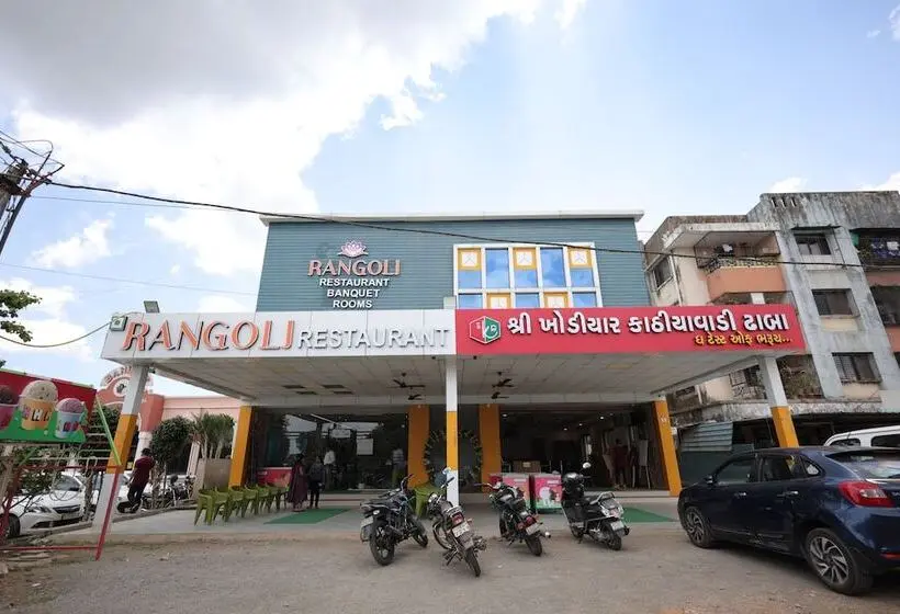 ホテル Rangoli Dharampur
