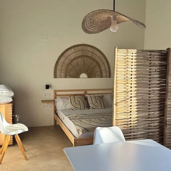 Majatalo Giaco Suites