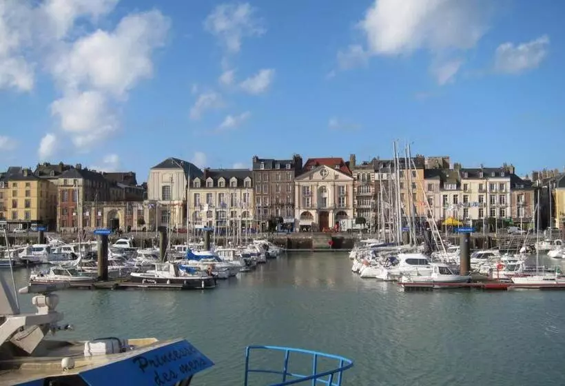 ホテル Ibis Budget Dieppe Centre Port