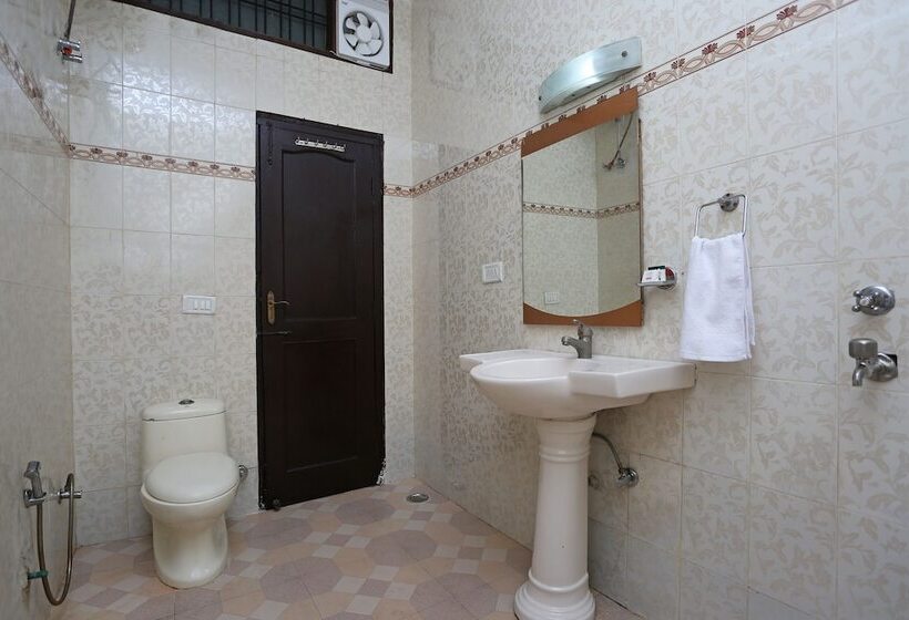 Hotel Oyo 14791 Homeystay Comfort