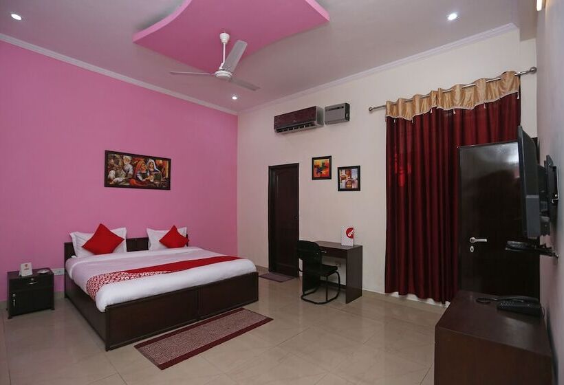 Hotel Oyo 14791 Homeystay Comfort