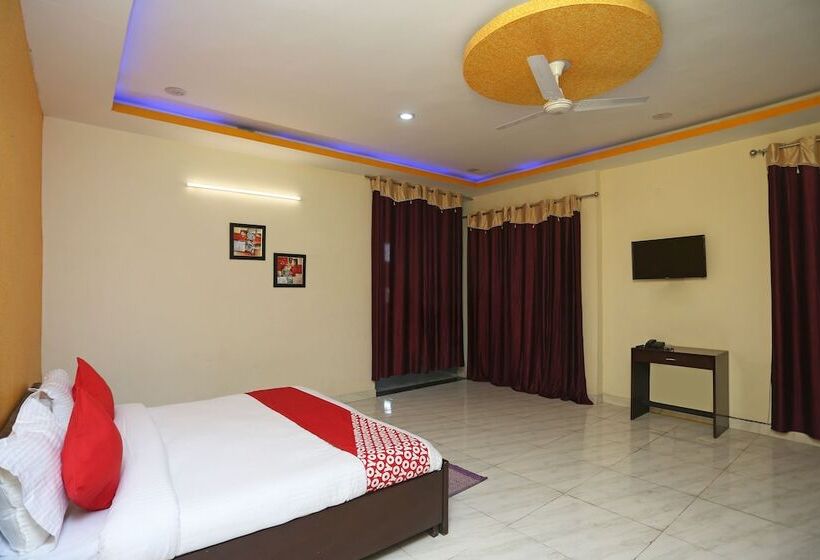 Hotel Oyo 14791 Homeystay Comfort