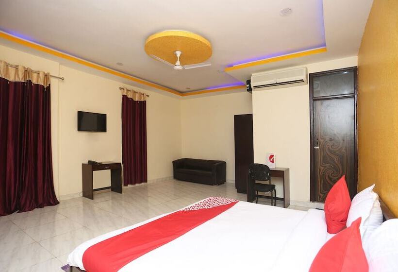 Hotel Oyo 14791 Homeystay Comfort
