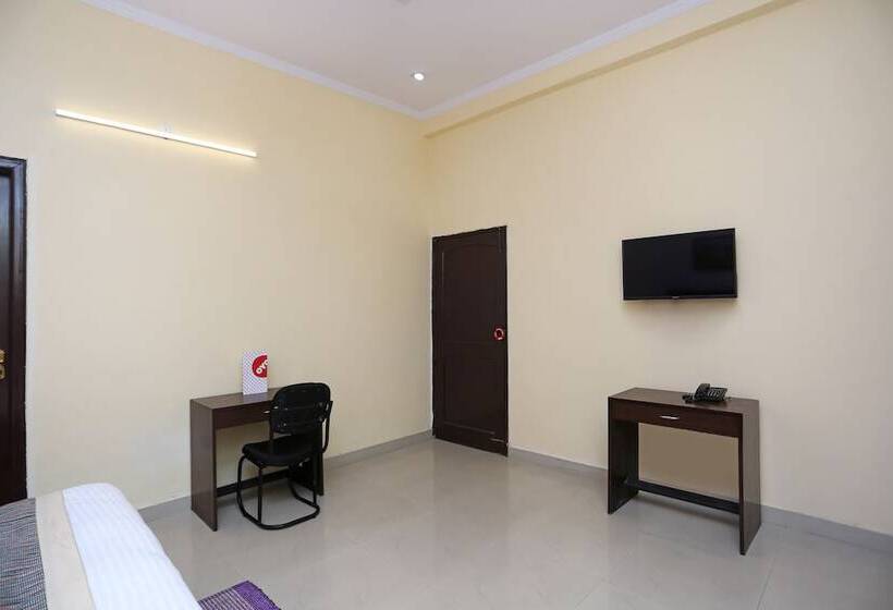 Hotel Oyo 14791 Homeystay Comfort