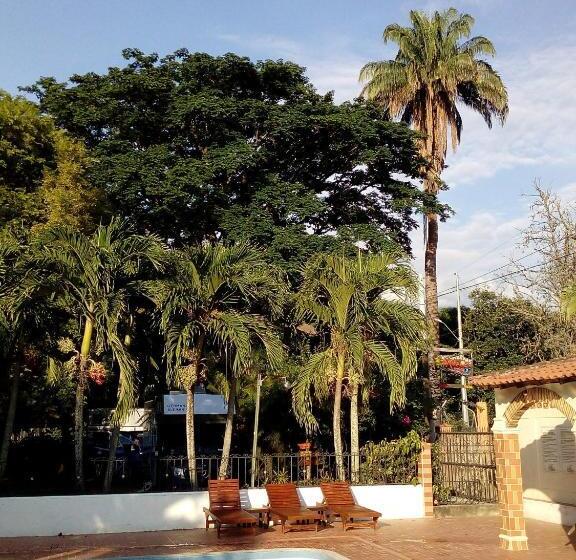 Las Cabanas De Pino Hostel