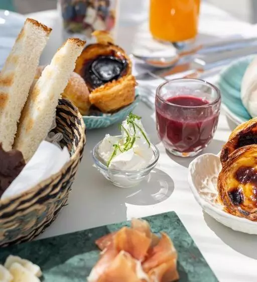 پانسیون Emcasa Boutique Guesthouse