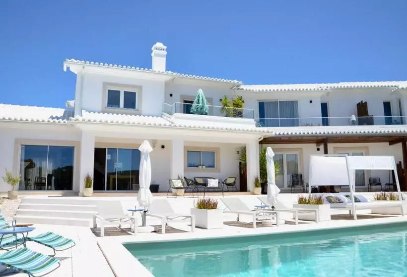 پانسیون Emcasa Boutique Guesthouse