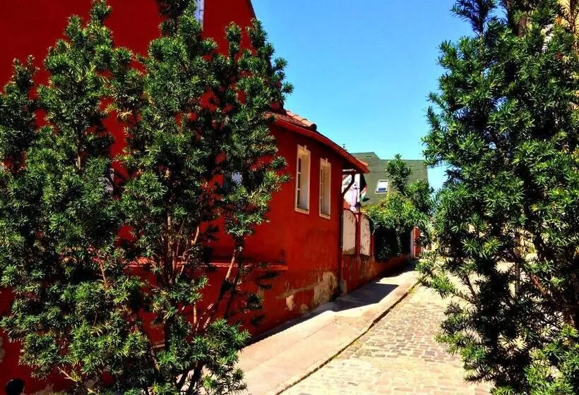 ペンション Eszterhazy Guesthouse