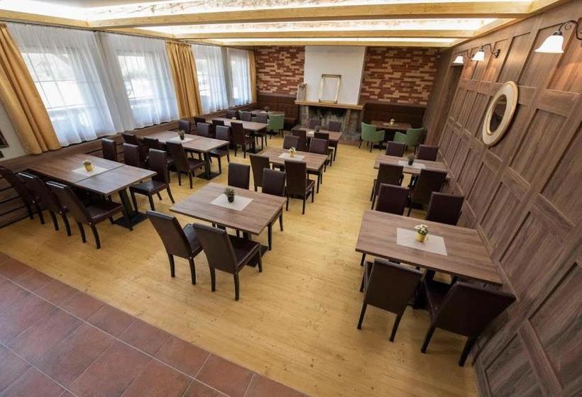 پانسیون Penzion Patron