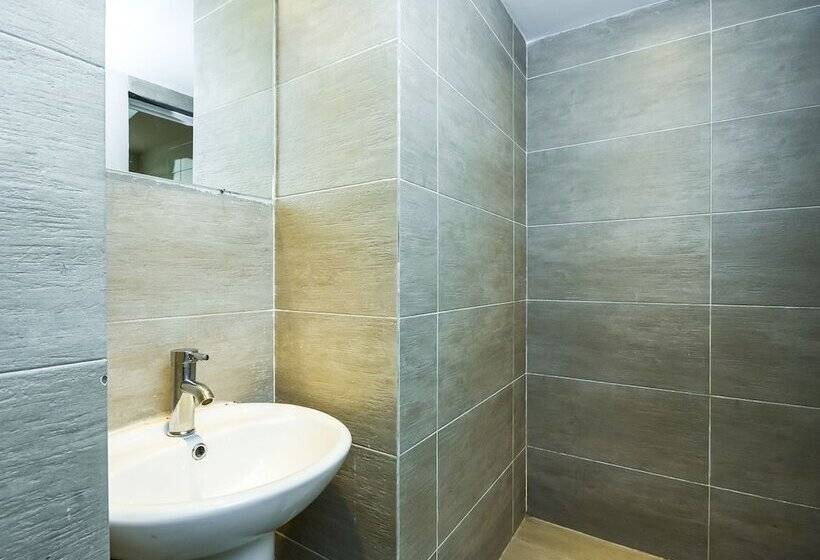 فندق صغير La Mirina Boutique Inn