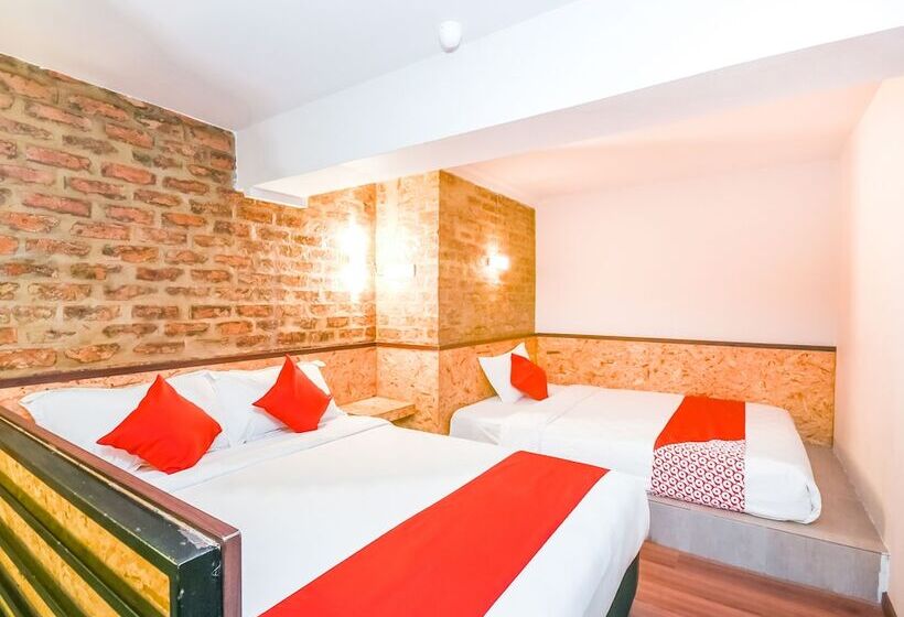 فندق صغير La Mirina Boutique Inn