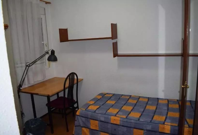 هاستل Residencia Universitaria Reuniver Burjassot