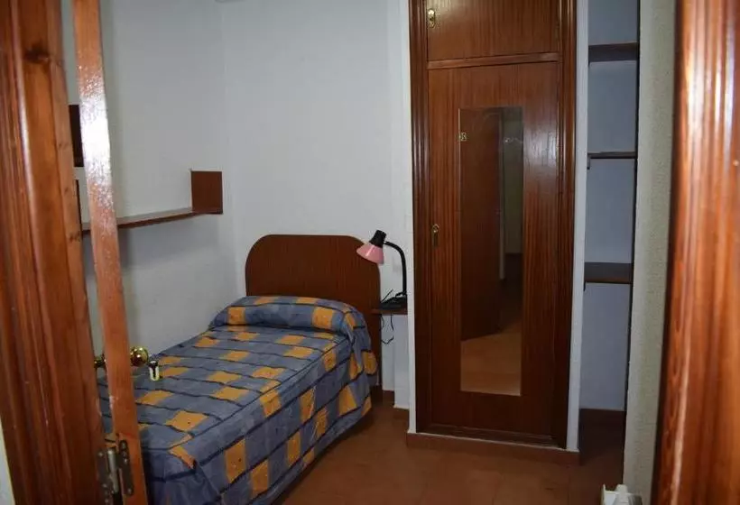 هاستل Residencia Universitaria Reuniver Burjassot